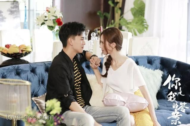 绿茶男主退婚挑战：爱情与创新的跨界演绎